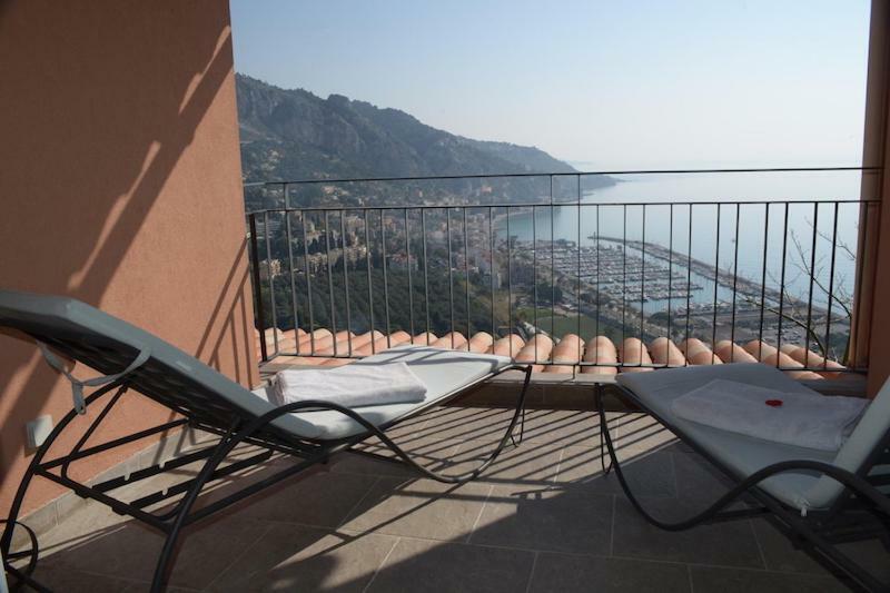 Les Citronniers D'Azur Villa Menton Exteriör bild